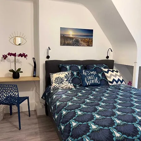 דירה Charming 1br 6p -