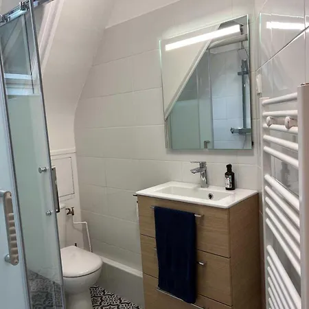 Charming 1br 6p -