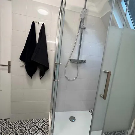 דירה Charming 1br 6p - דוביל
