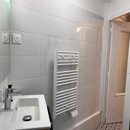 Charming 1br 6p - *